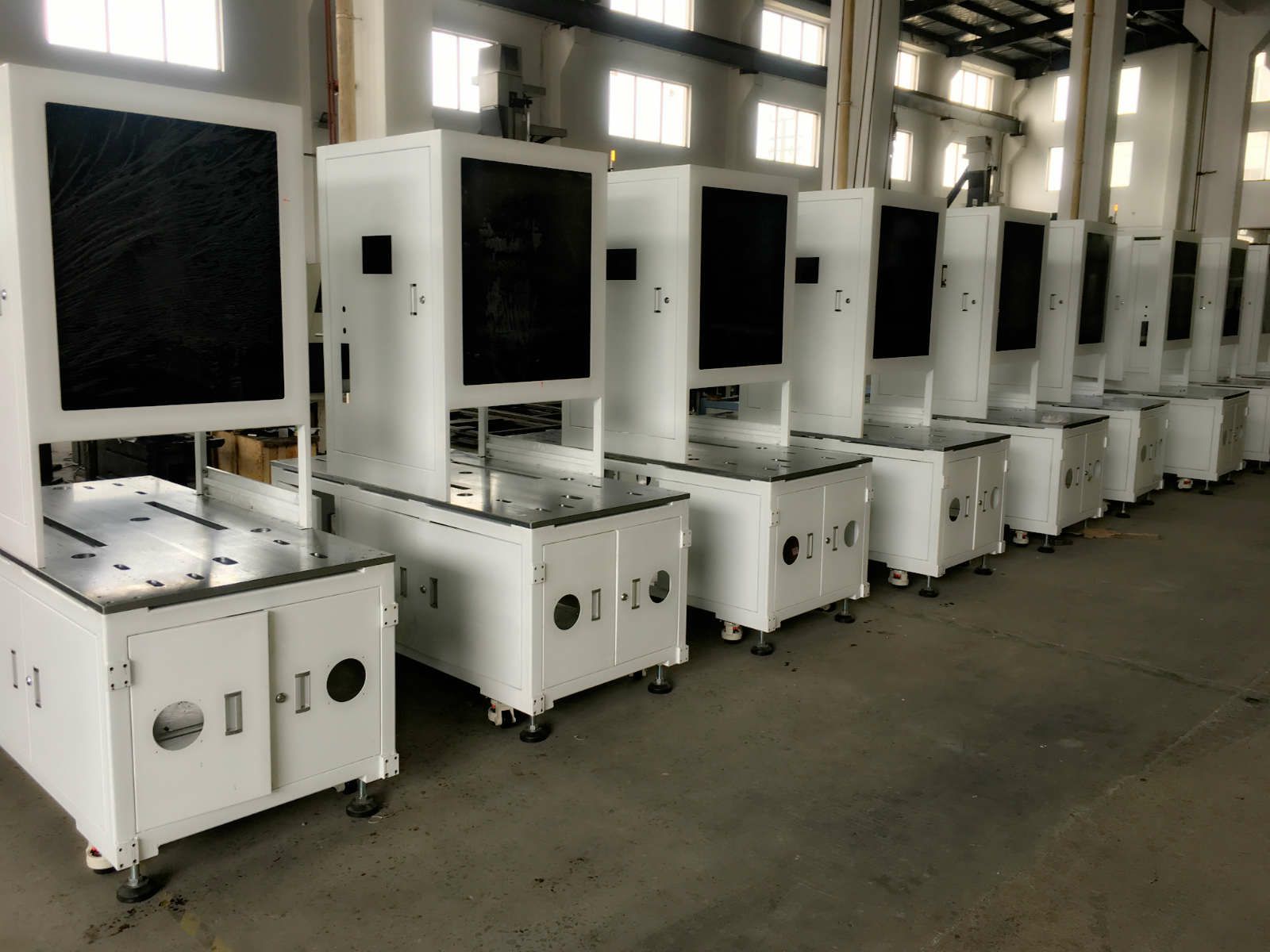 钣金加工成型在工作中应用-常州逸云环境监测技术有限公司